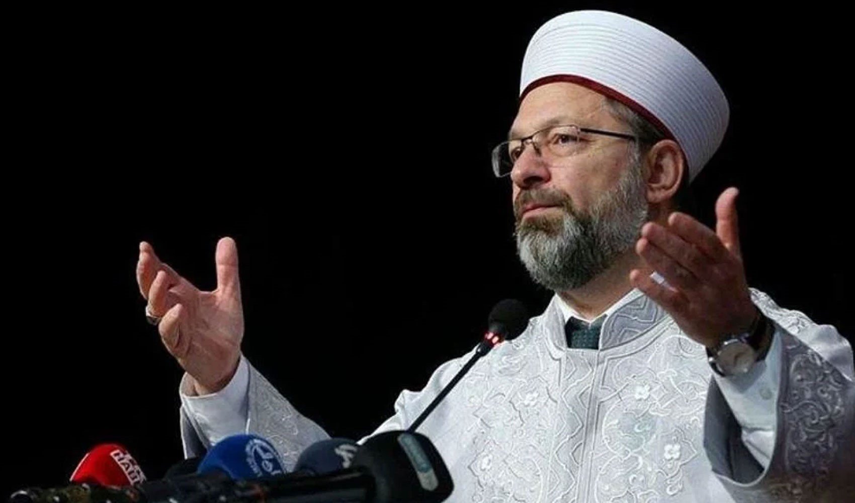 Erbaş'ın makam katına yerleştirildi: Diyanet'ten parmak izi ve koruma 'önlemi'