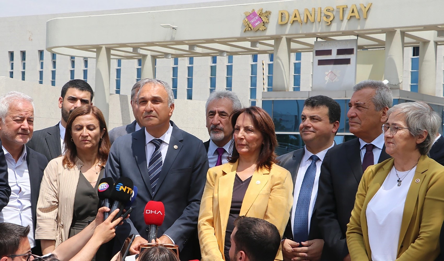 CHP'den yeni müfredat için Danıştay'a başvuru