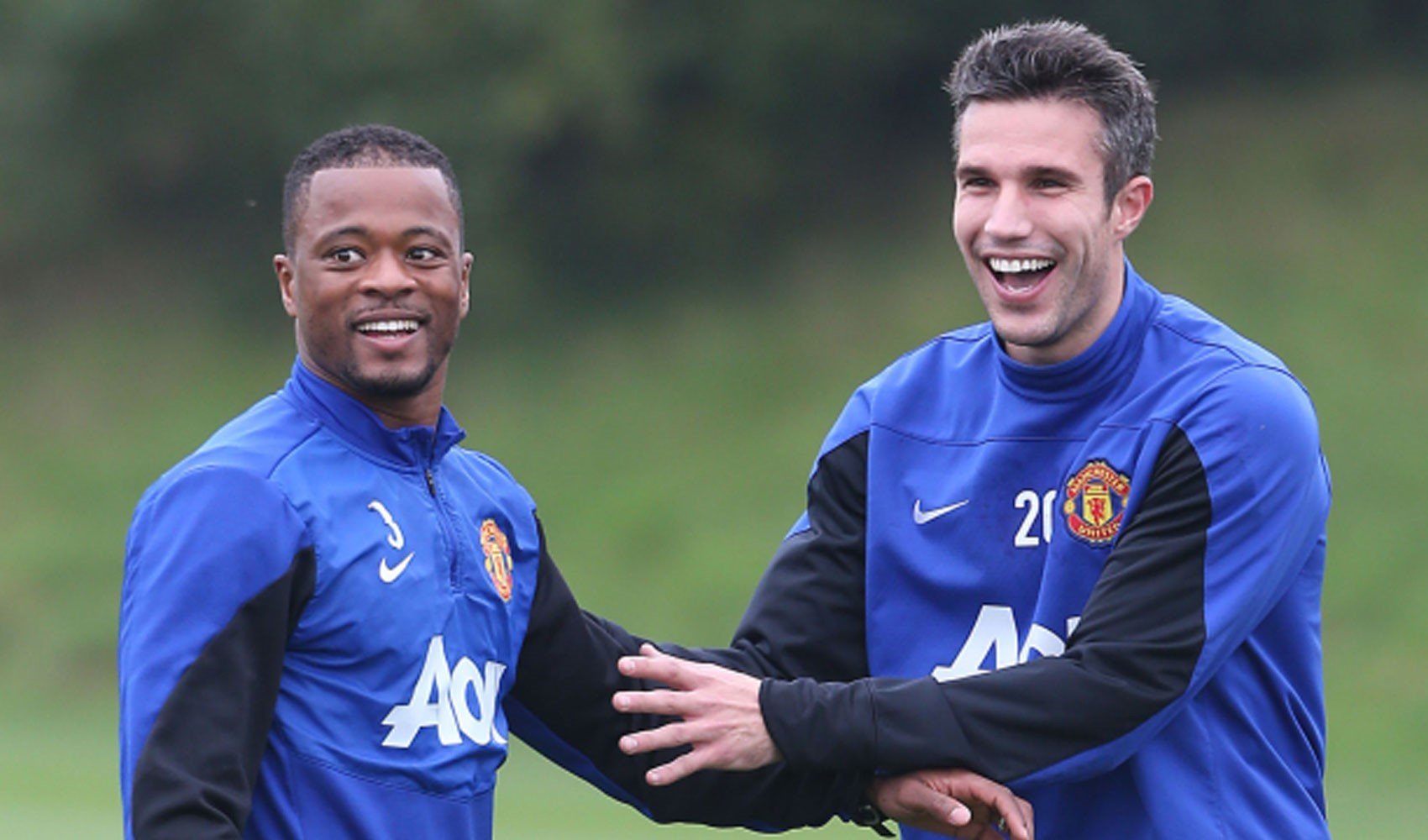 Manchester United efsanesi Patrice Evra'ya 12 ay hapis cezası