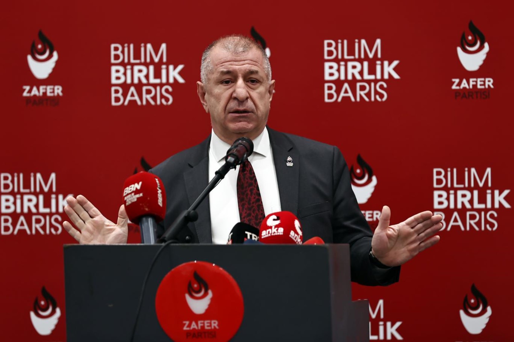 Son genel seçim anketinden dikkat çeken sonuç: CHP ve AKP arasında kaç puan fark var?