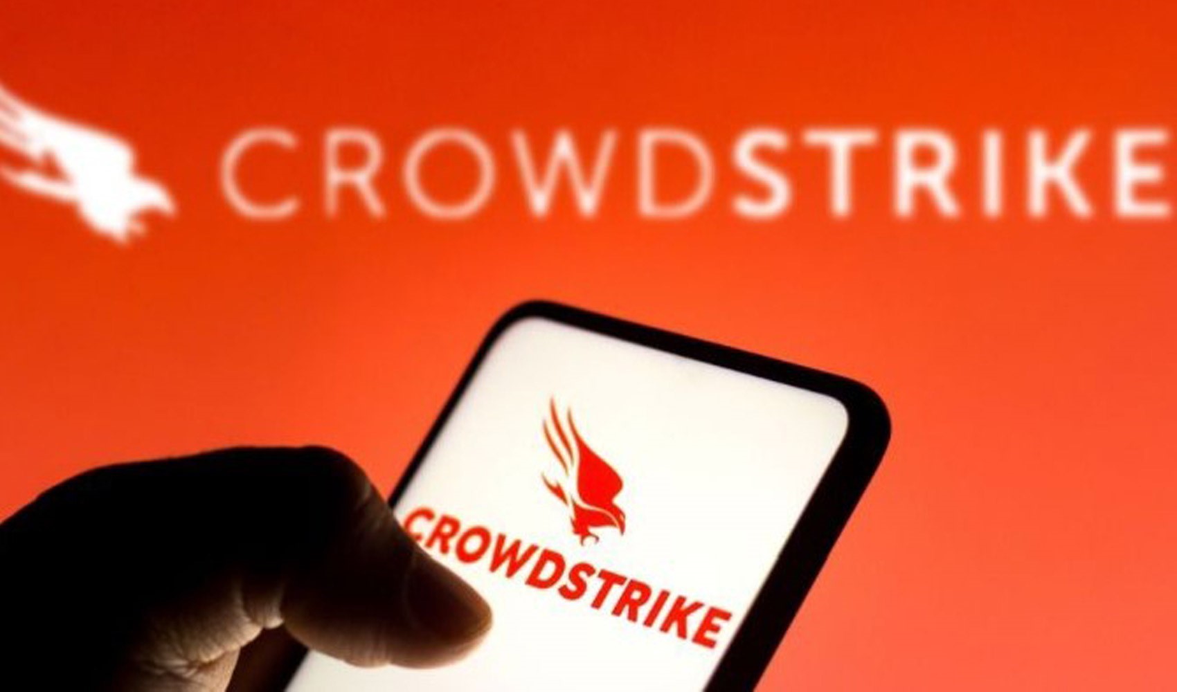 CrowdStrike Üst Yöneticisi özür diledi