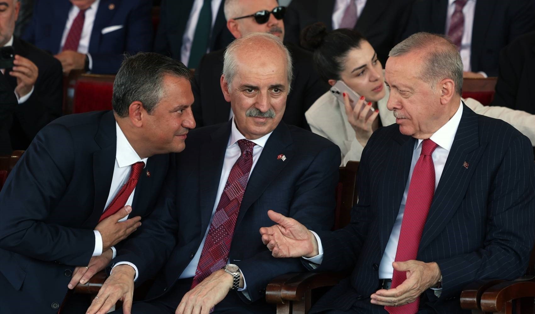 Vecdet Öz'den Erdoğan-Özel kulisi: 'Abi-kardeş çalışalım'