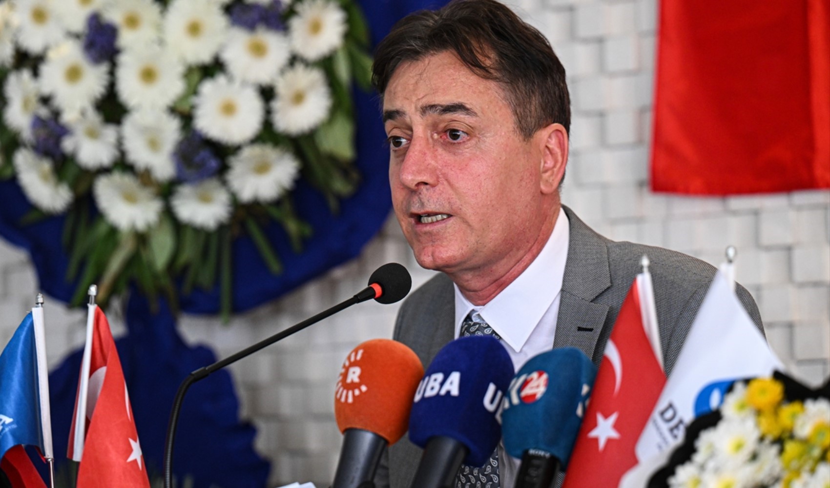 DEVA Partili Salih Efe genel başkanlığa aday olduğunu duyurdu