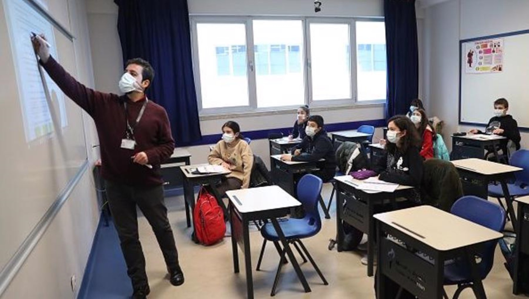 Özel lise fiyatları uçtu... Vakıf üniversiteleri ile yarışıyorlar