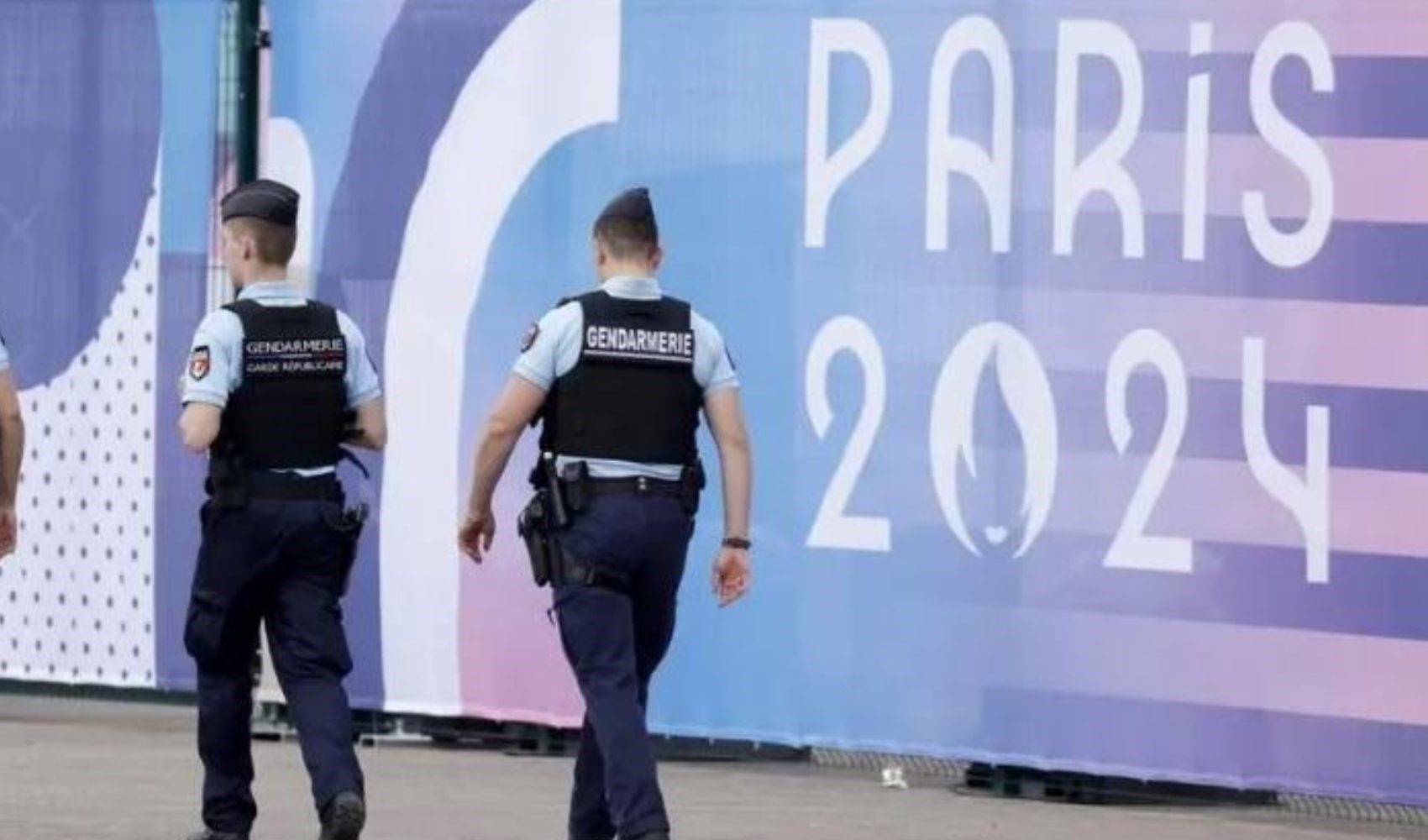 Panico bomba a Parigi prima della partita di Israele