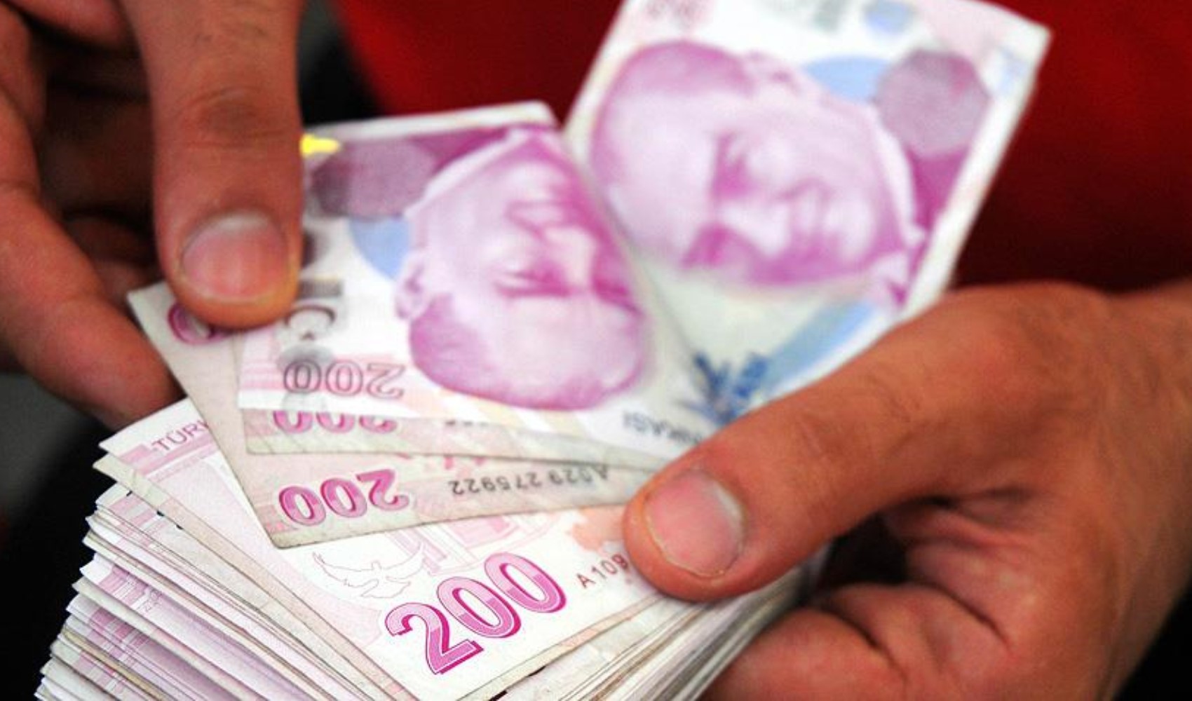 En düşük emekli maaşı 12 bin 500 lira oldu