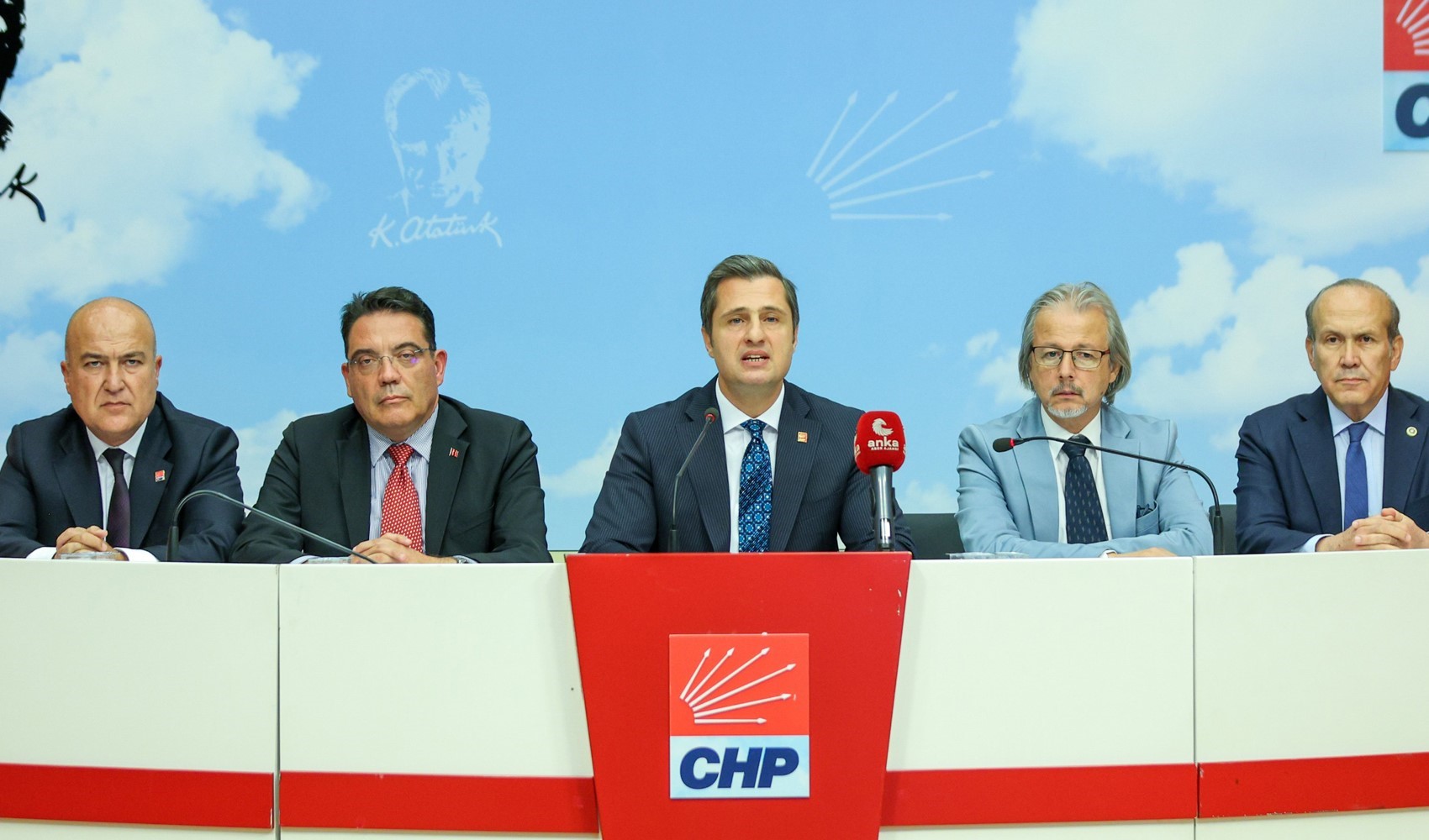 CHP'den 'Mavi Vatan' açıklaması: 'Ömer Çelik'i özür dilemeye davet ediyoruz'