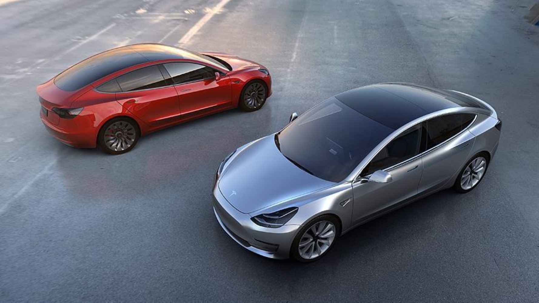 Tesla, araçlarını geri çekeceğini açıkladı