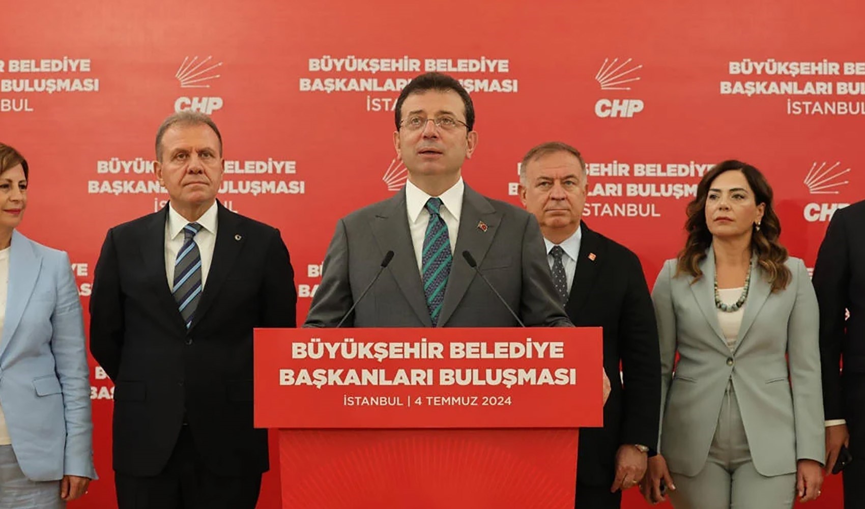 İmamoğlu: Bizi yerel seçimde zafere taşıyan, yoksullaşan orta sınıf