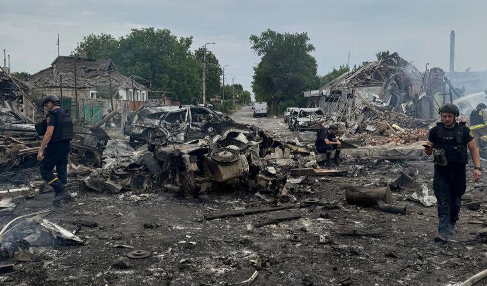 Rusya, Ukrayna'nın Donetsk bölgesini hedef aldı: 6 ölü