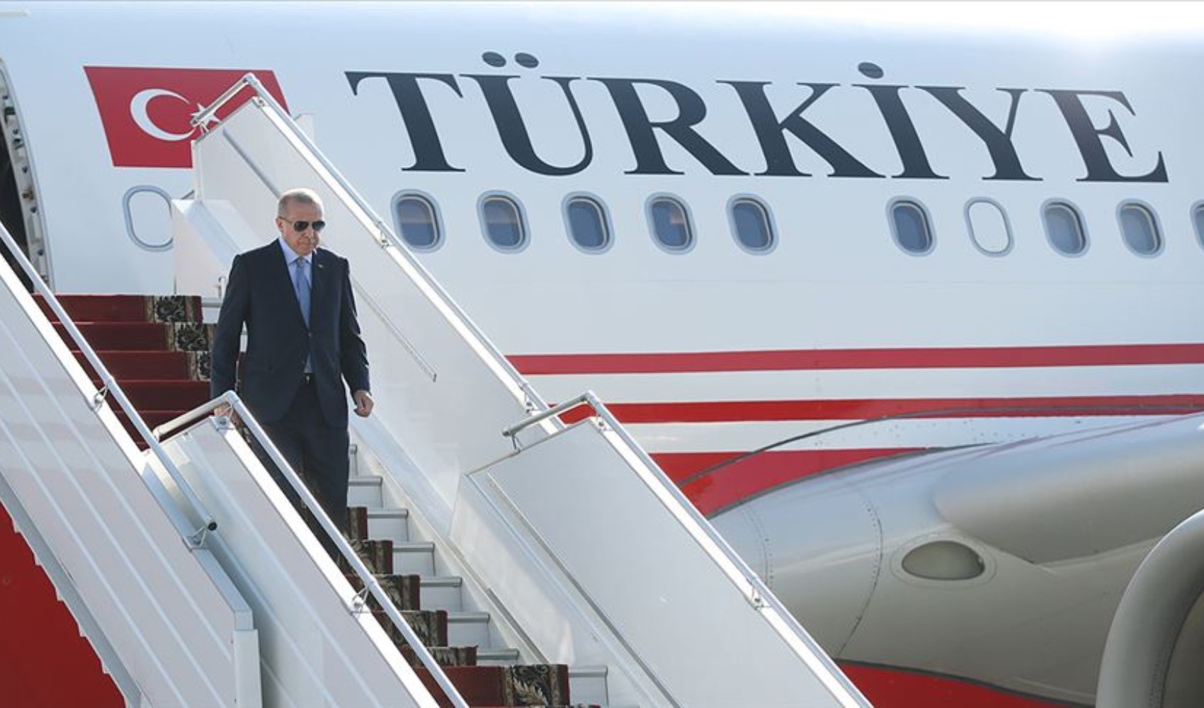Erdoğan, Hollanda-Türkiye maçını izlemek için Berlin'e geldi