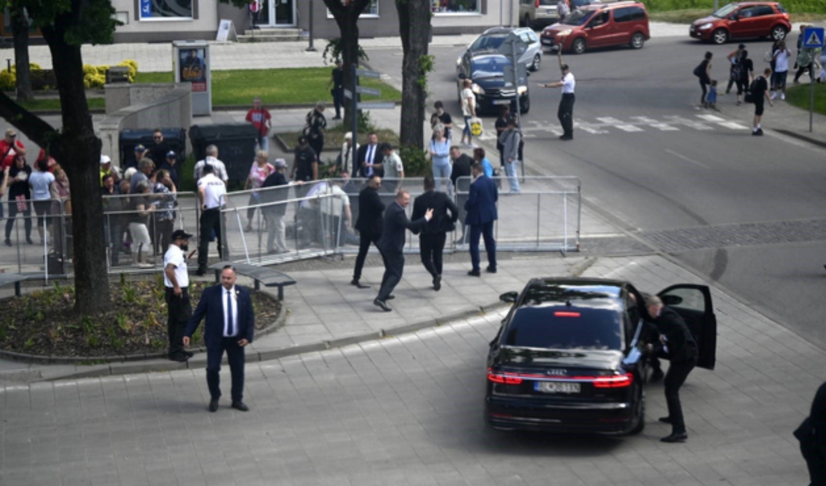 Slovakya Başbakanı Fico suikasttan sonra ilk kez görüldü