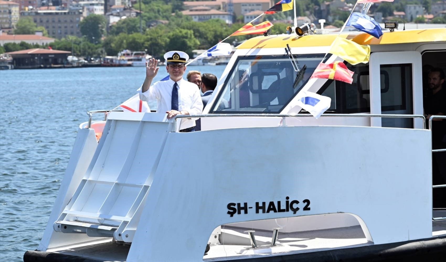İmamoğlu 'Deniz Dolmuş' töreninde konuştu: 'Dünyada sadece İstanbul'da var olan bir nimet'