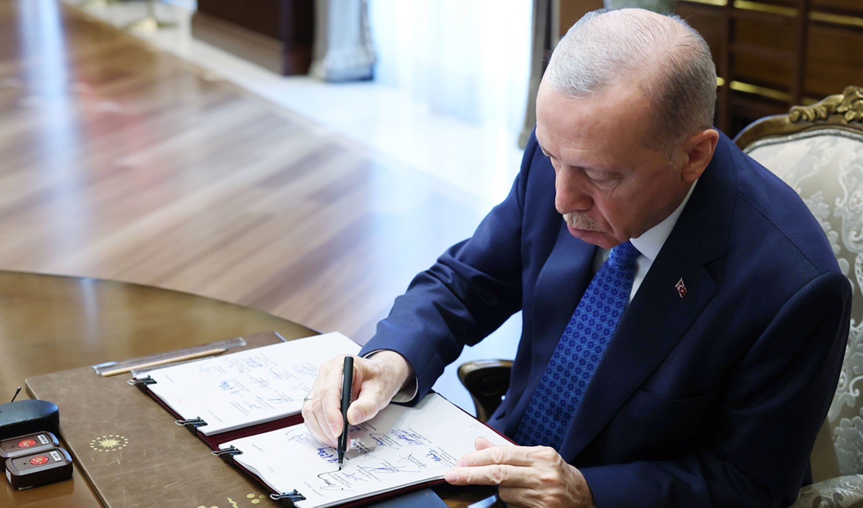 Erdoğan imzaladı: YAŞ kararları açıklandı