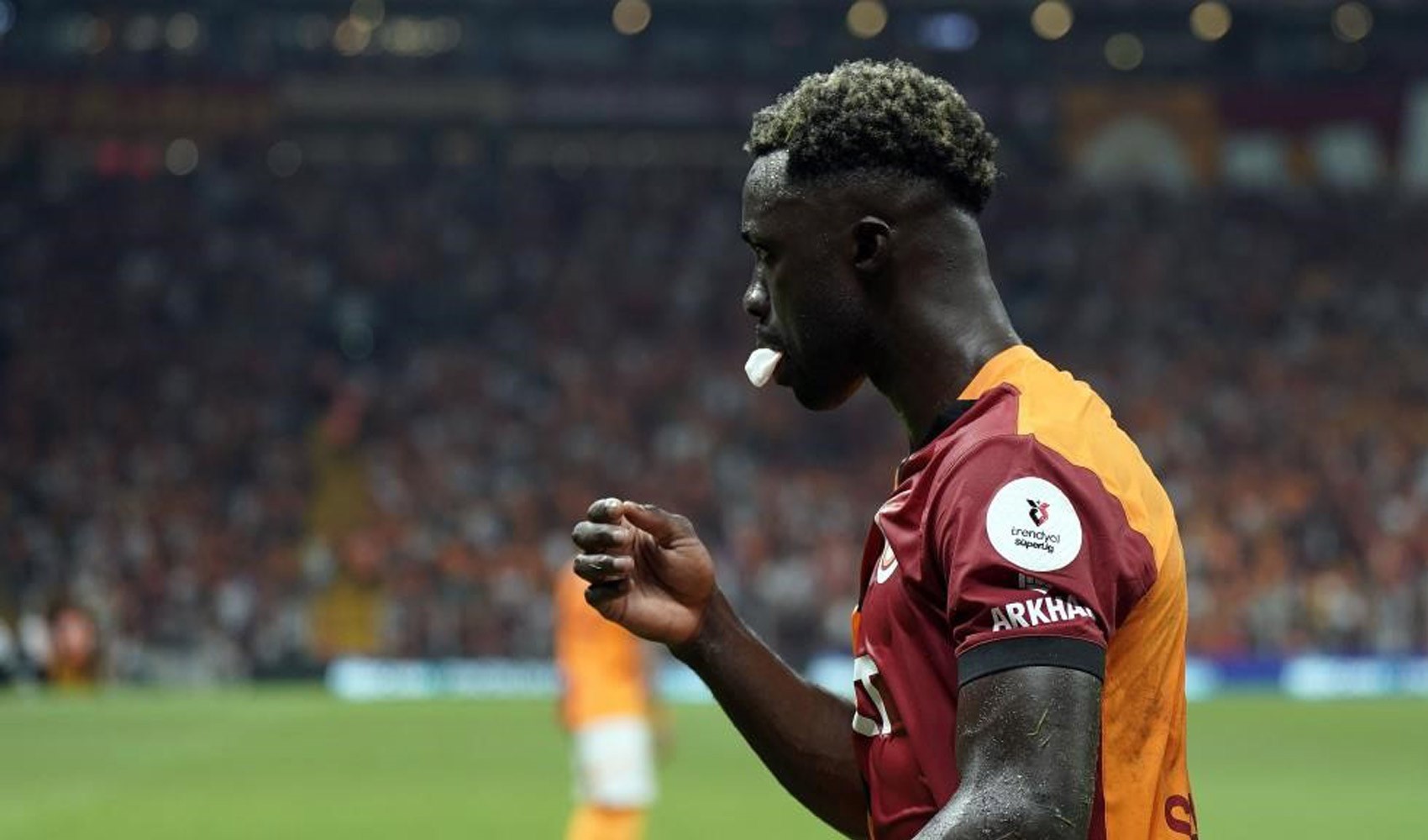 Davinson Sanchez'in sağ üst arka adalesinde kanama tespit edildi