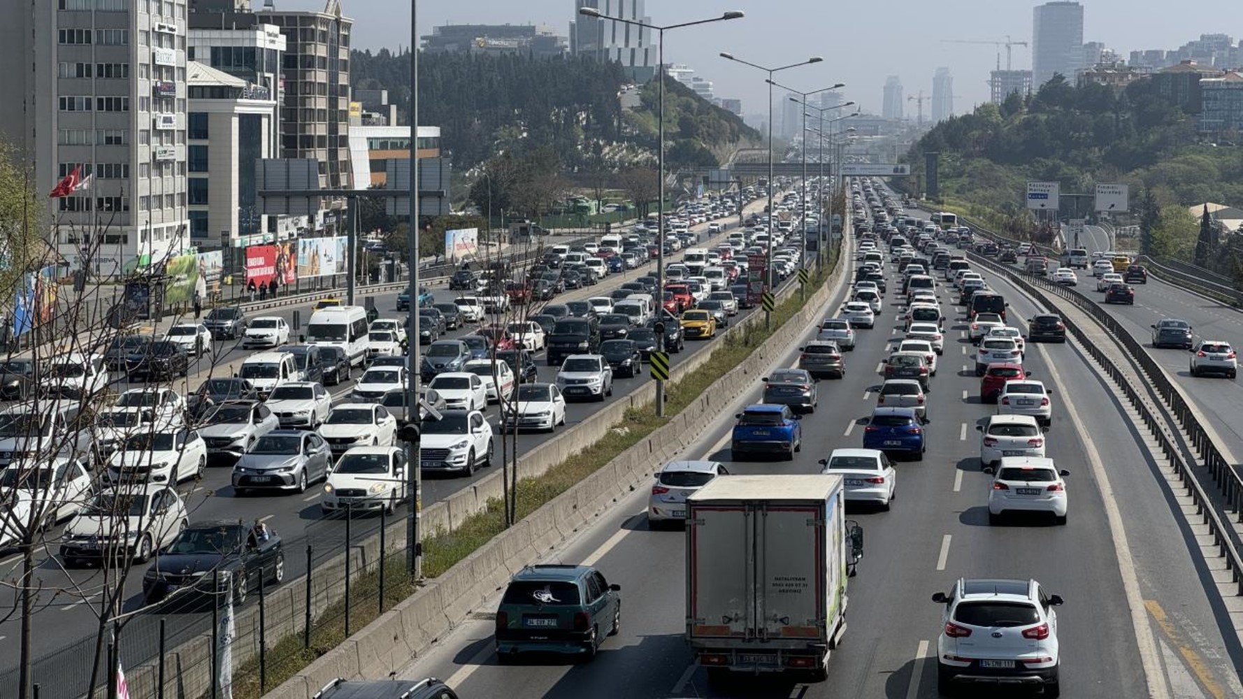 La decisione è ufficialmente in vigore: attenzione proprietari di veicoli! La multa è di 32 mila TL