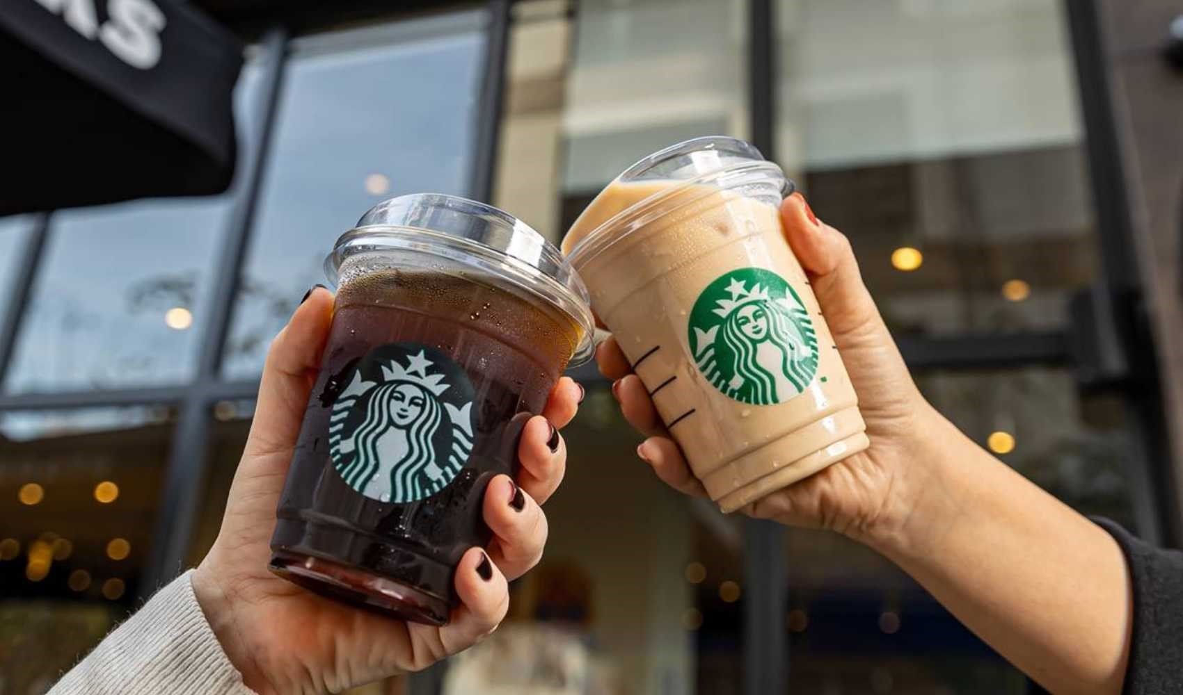 Protesto ve boykotlardan dolayı gelirlerde düşüş yaşanmıştı: Starbucks CEO'su Narasimhan görevinden ayrıldı