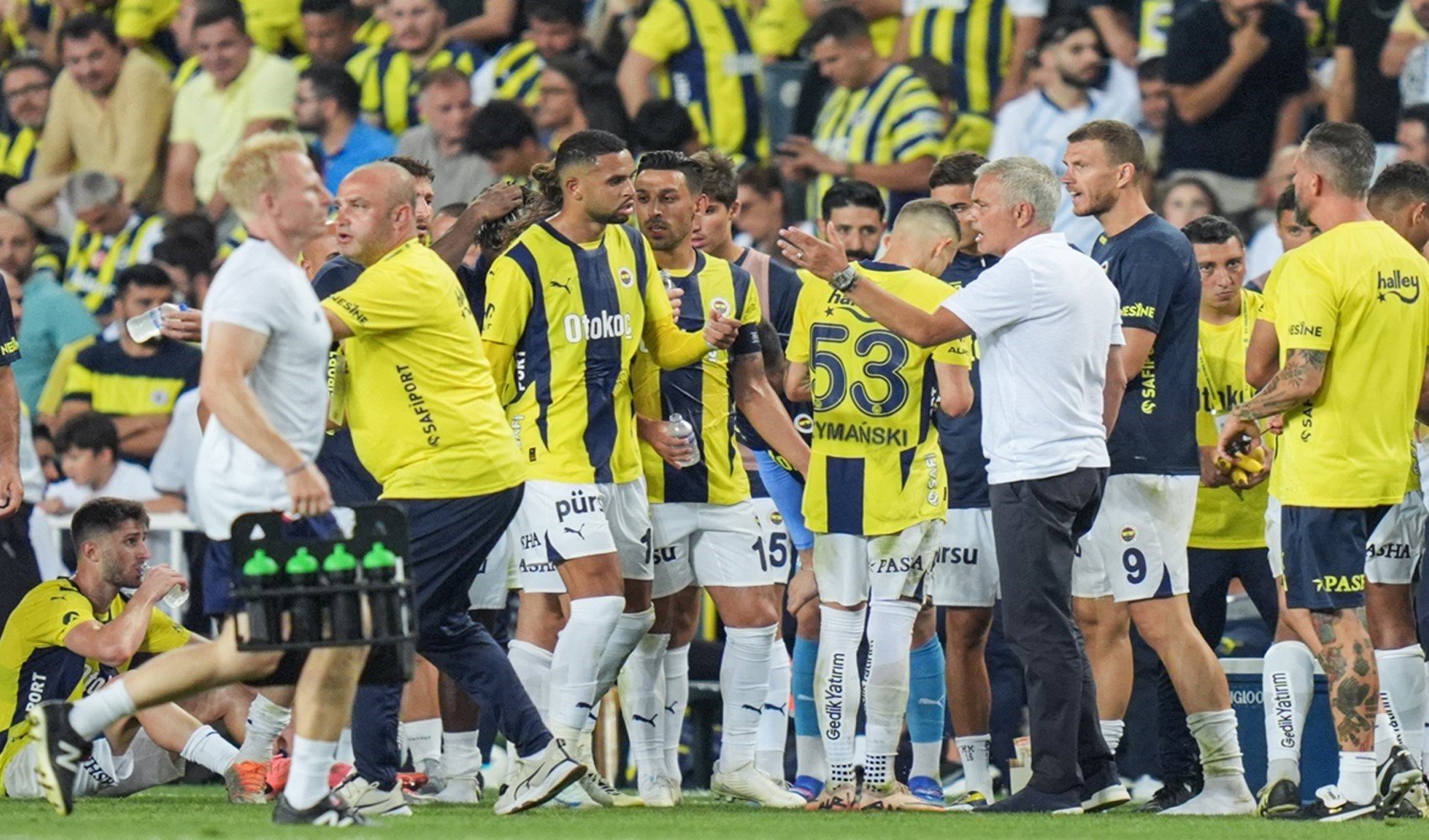 Fenerbahçe UEFA Avrupa Ligi'nde kimlerle karşılaşacak? İşte yeni sistem...