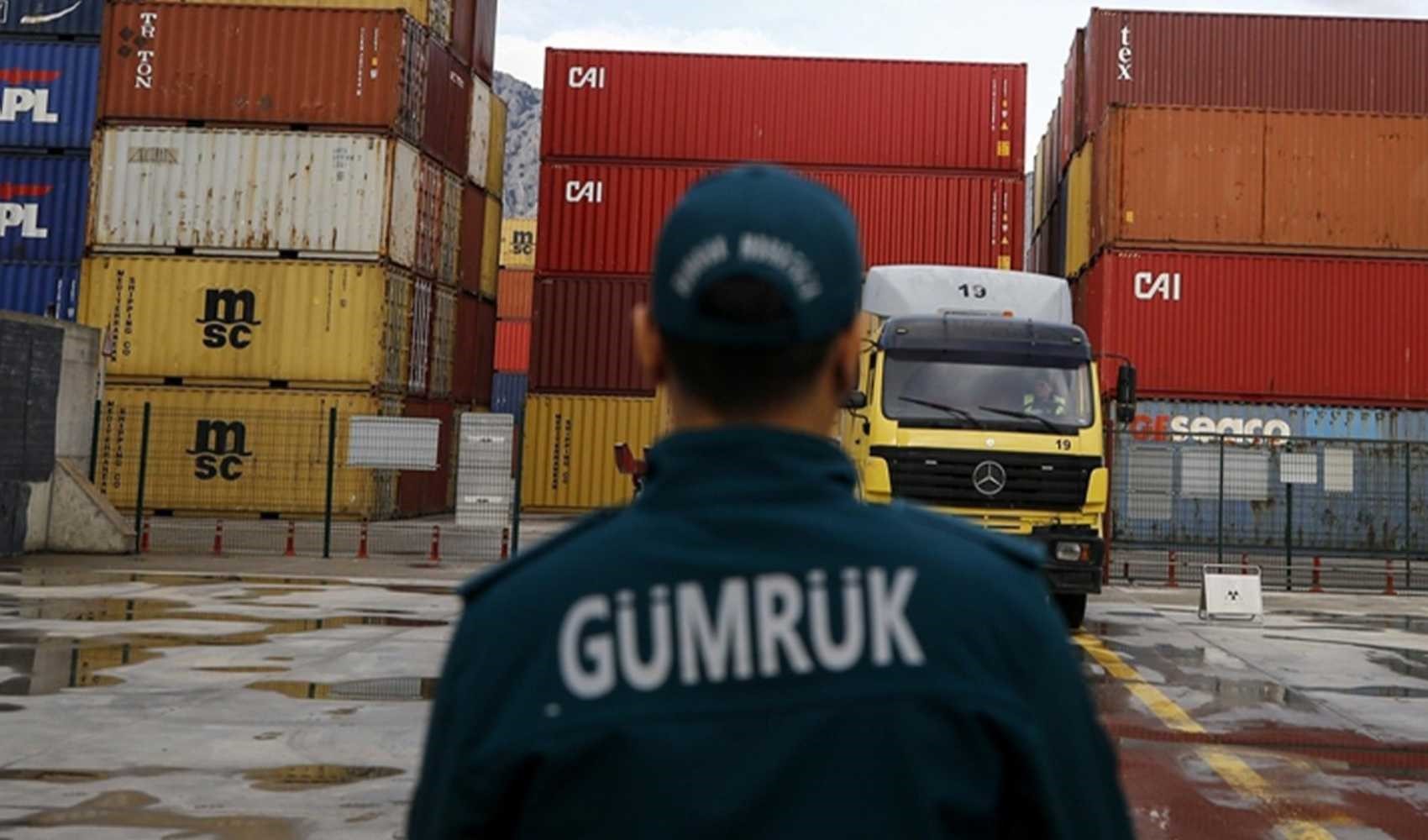Grande colpo alla lotta al contrabbando: sequestrati 730 mila articoli illegali