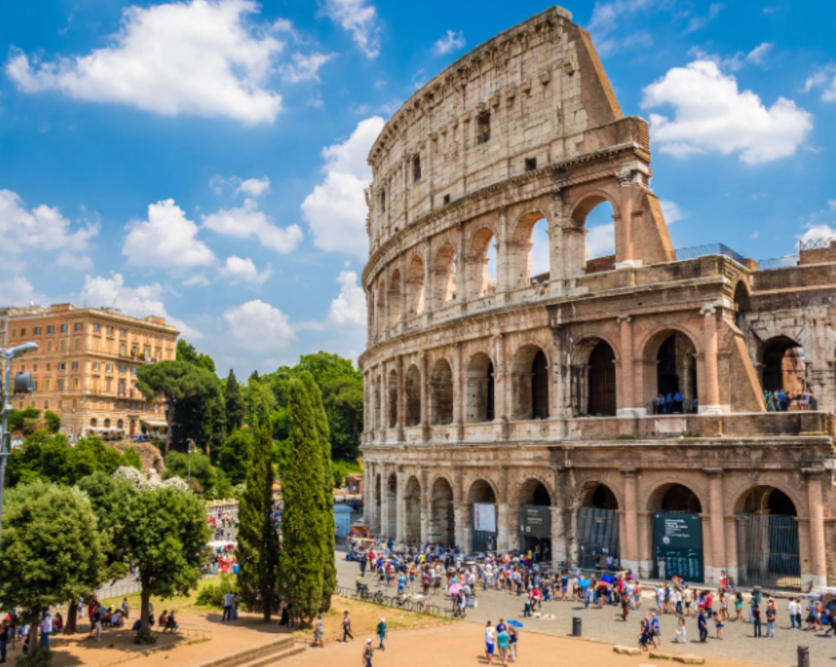 Quali misure stanno adottando i vari Paesi contro il problema dell'overtourism?