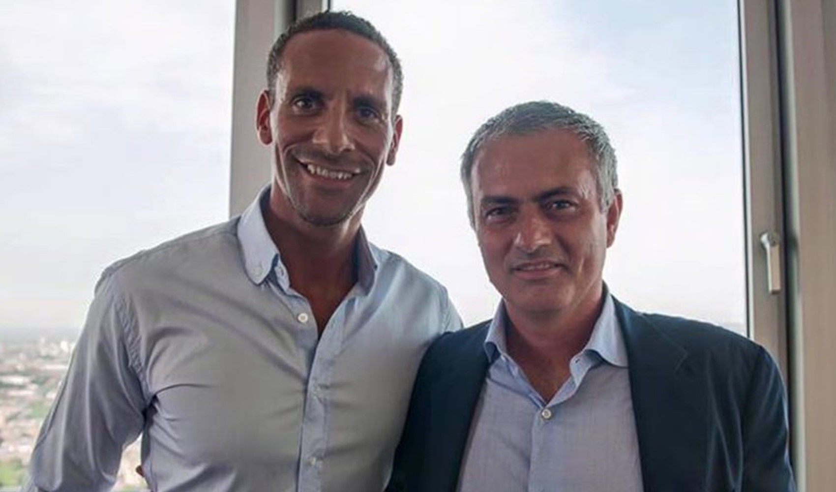 Rio Ferdinand, Lille maçı sonrası Mourinho'yu topa tuttu