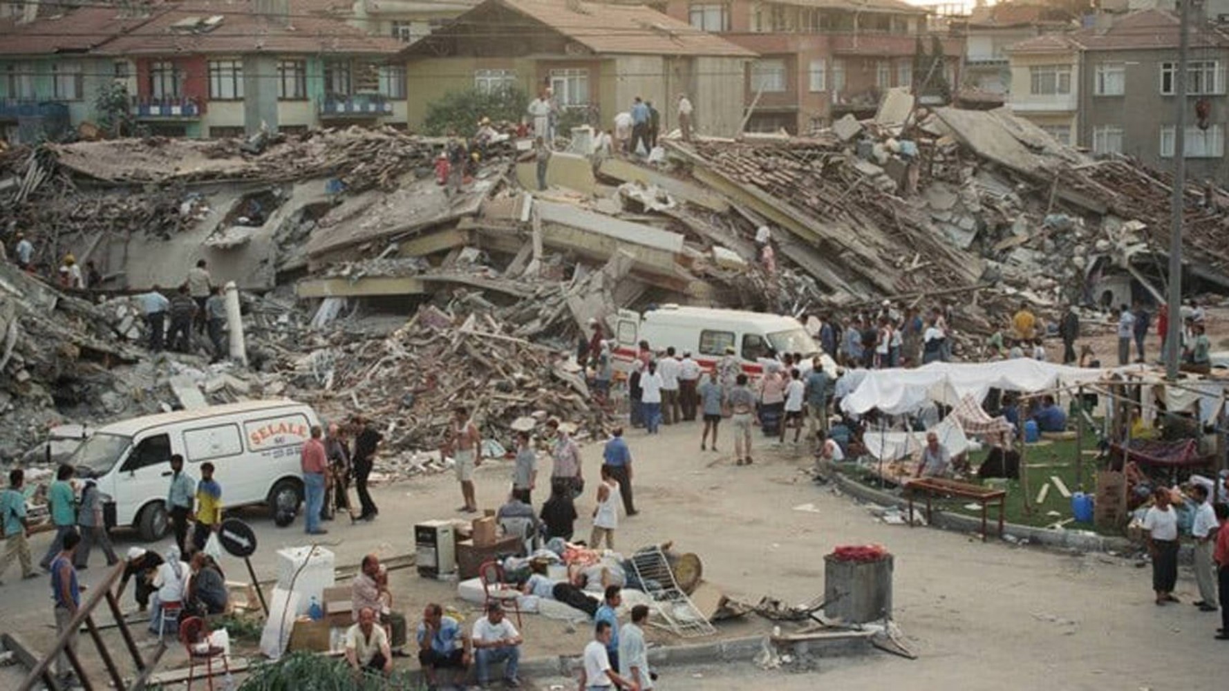 Ahmet Ercan’dan 17 Ağustos’un yıl dönümünde İstanbul depremi uyarısı