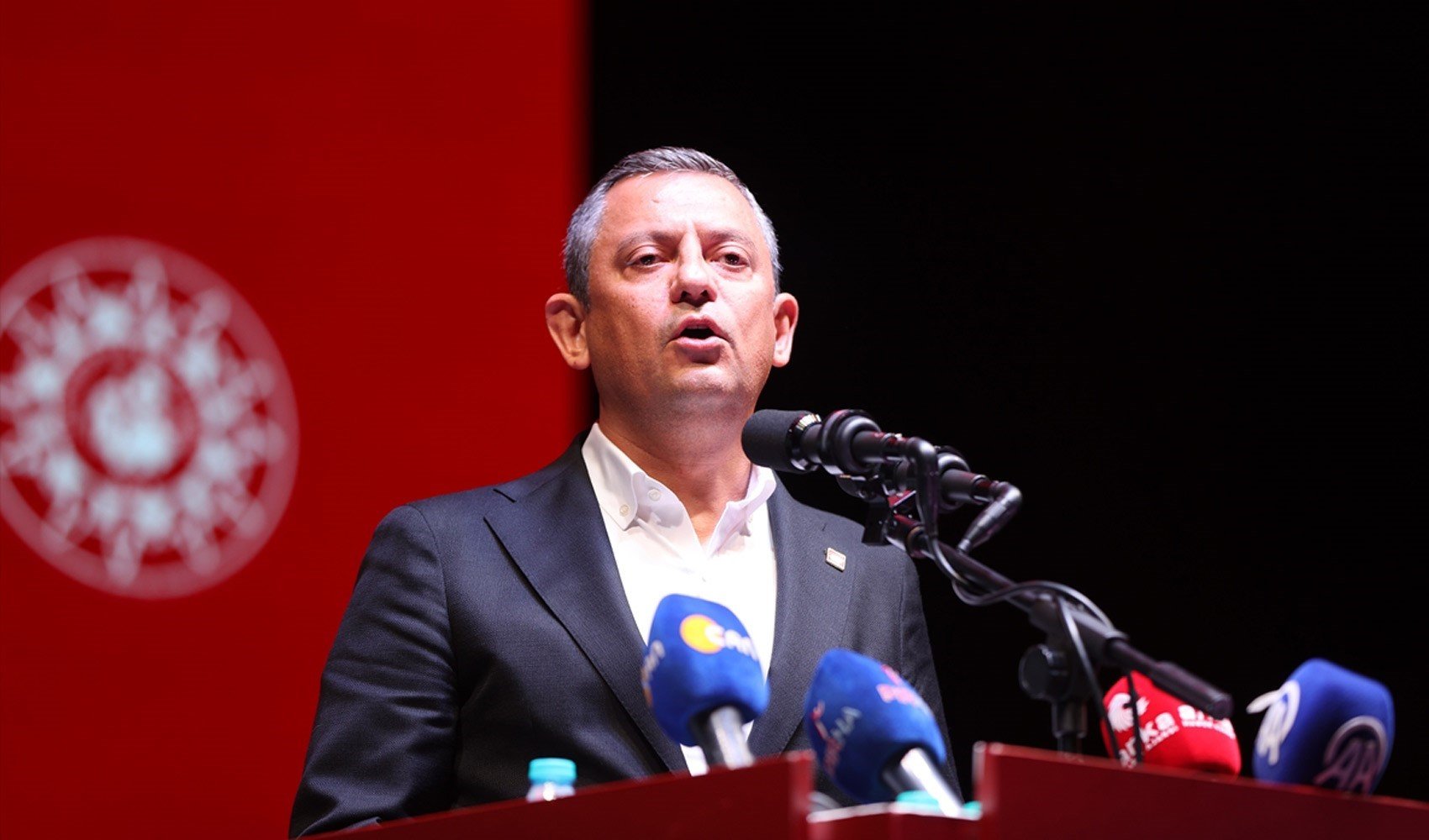 CHP Genel Başkanı Özel, Hacıbektaş'ta konuştu: 'Sizin mücadeleniz benim mücadelemdir'