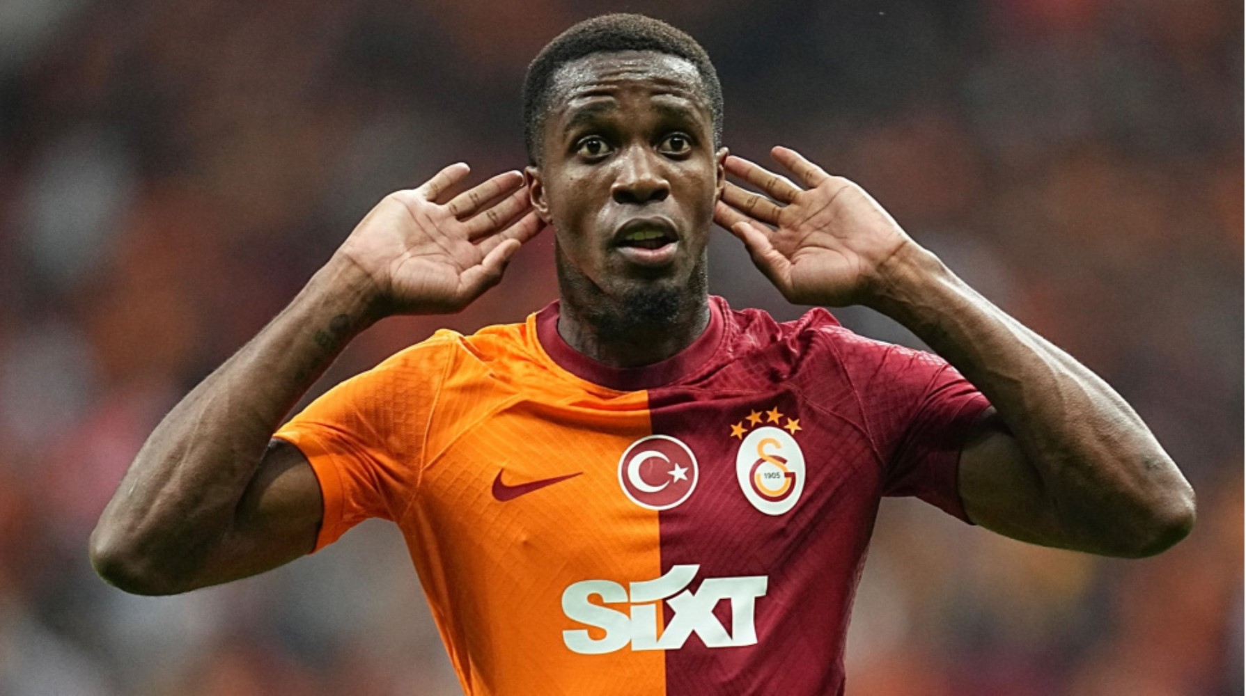 Zaha'dan Galatasaray taraftarını kızdıracak sözler: Yüzüme meşale attılar