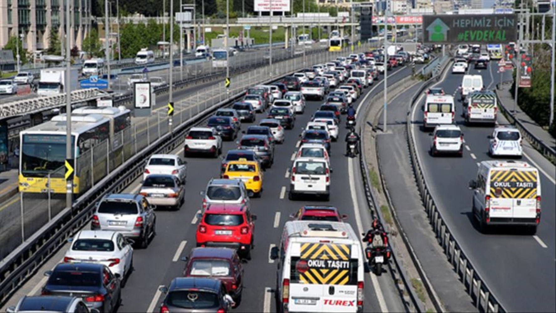 Galatasaray-Beşiktaş derbisi öncesinde İstanbul'da bazı yollar trafiğe kapatılacak