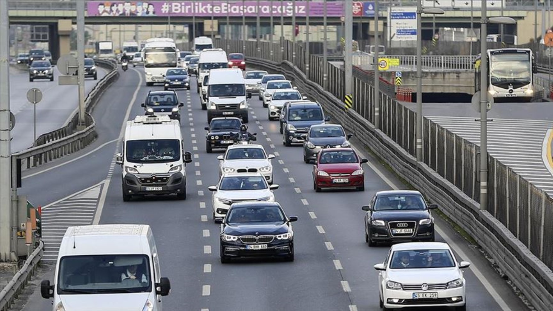 Galatasaray-Beşiktaş derbisi öncesinde İstanbul'da bazı yollar trafiğe kapatılacak