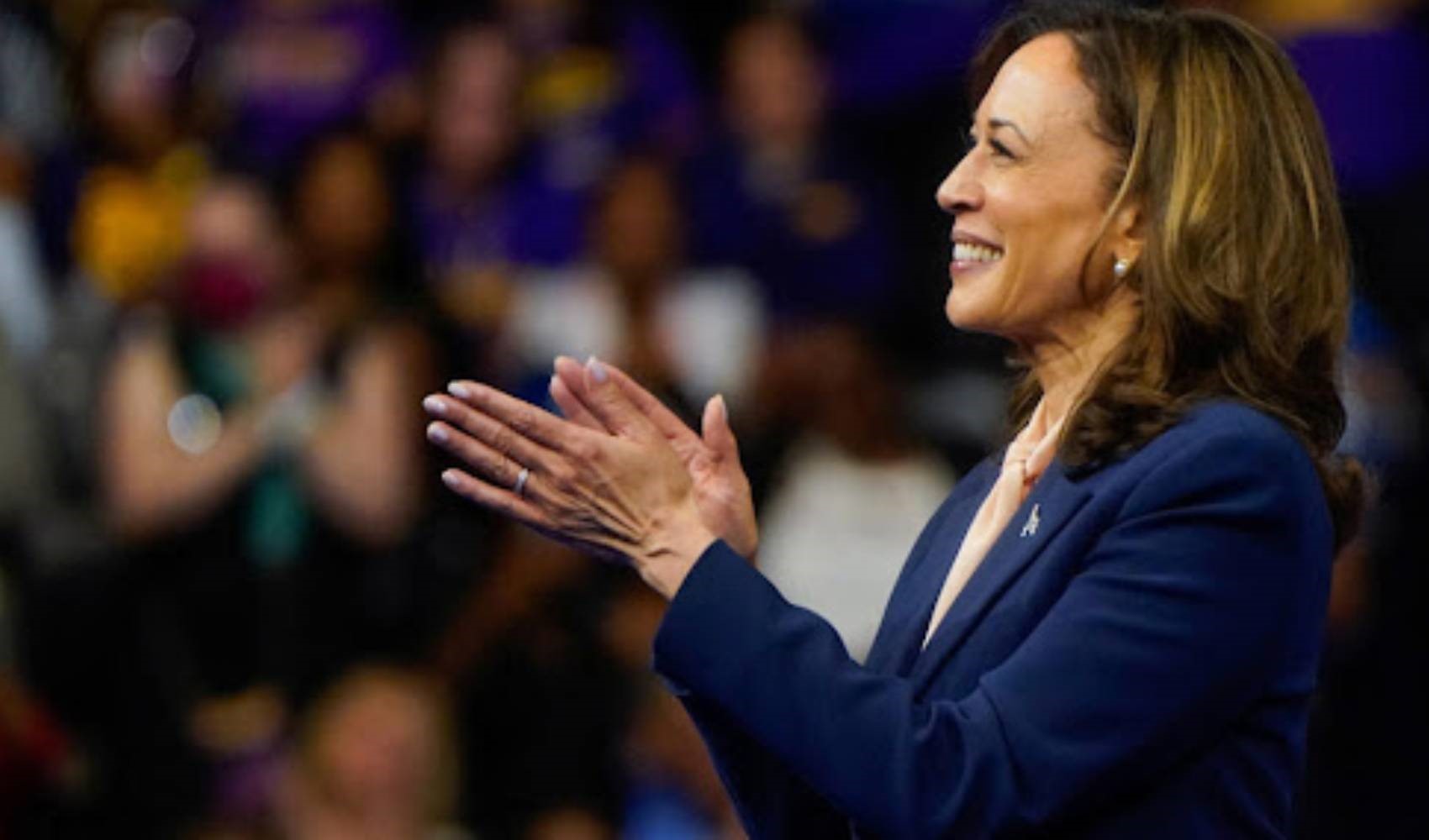 ABD Başkan Adayı Kamala Harris 1 ayda 540 milyon dolar bağış topladı