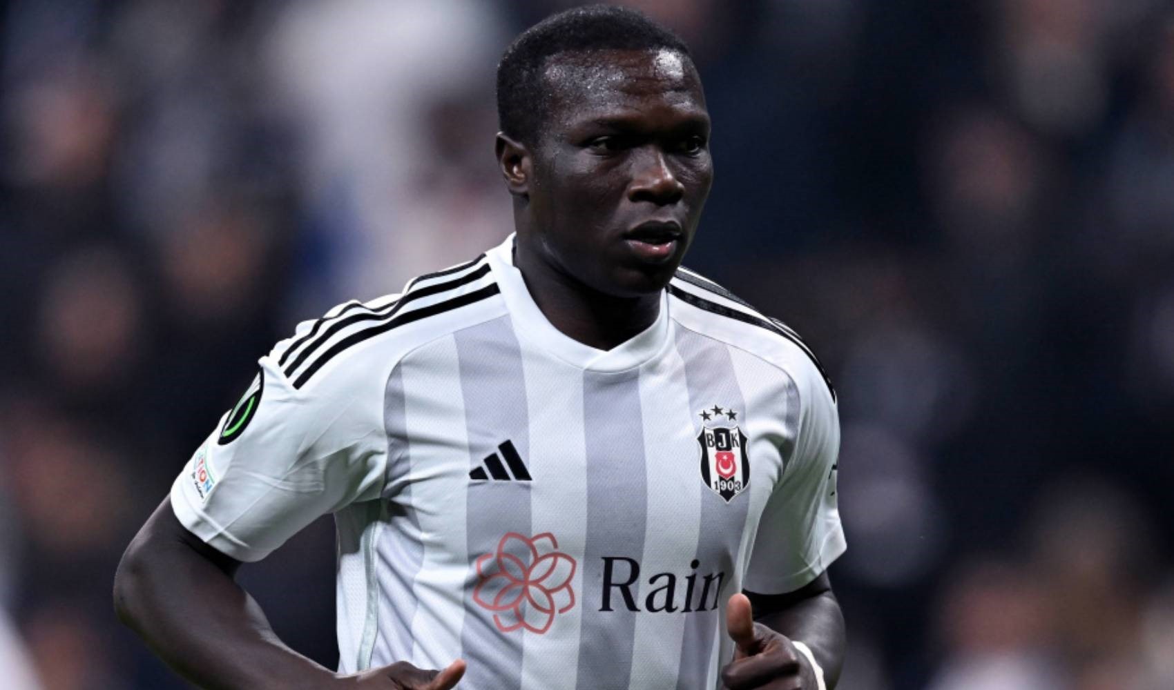 Beşiktaş'ta Aboubakar ülkesine geri döndü