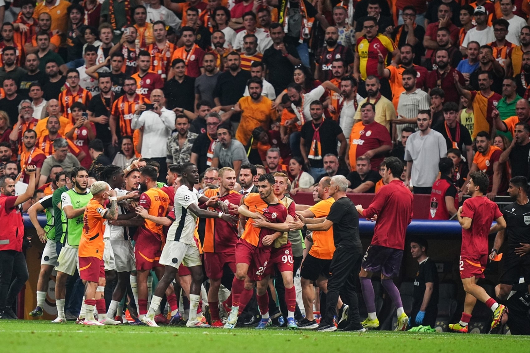 UEFA harekete geçti: Fernando Muslera'ya büyük ceza yolda