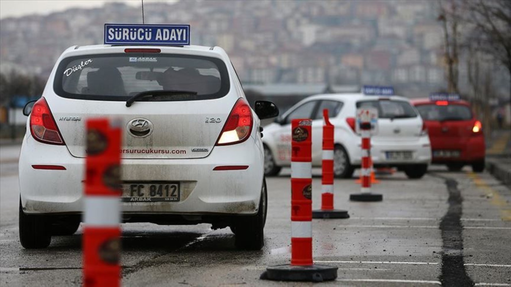 Ehliyet alacaklara dikkat... Resmi Gazete'de yayınlandı, Sınav sistemi değişti