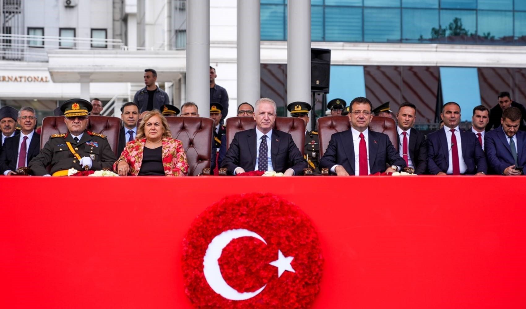 İmamoğlu'ndan Diyanet İşleri Başkanlığı'na tepki: 'Kime hizmet ettiği belli değil'