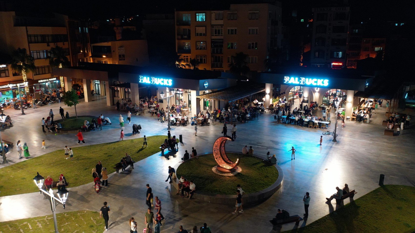 Starbucks açtığı davayı kazandı: Balıkesir'deki o kafenin adı değişiyor