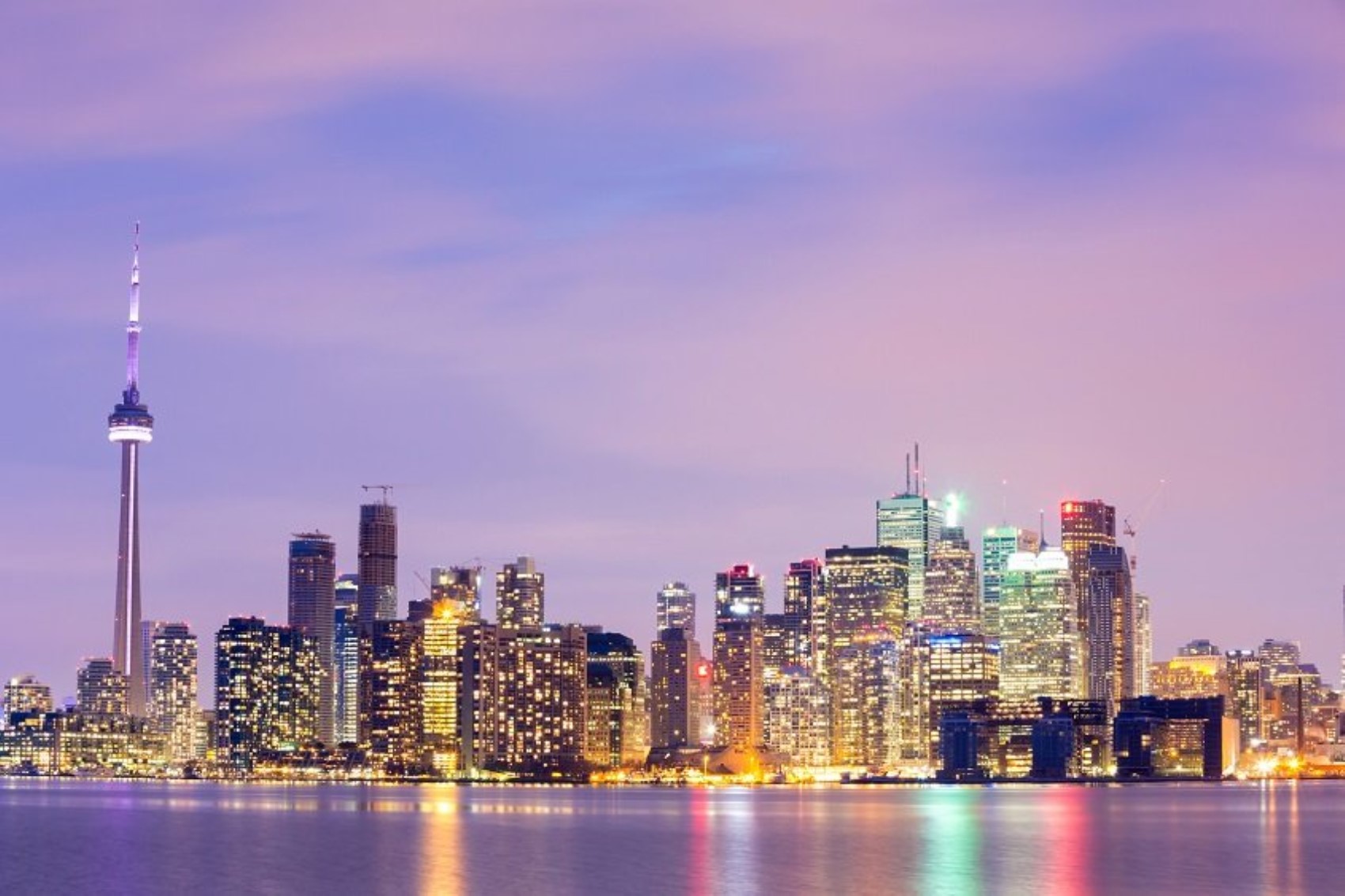 Una guida per chi ama viaggiare da solo: le 10 migliori città