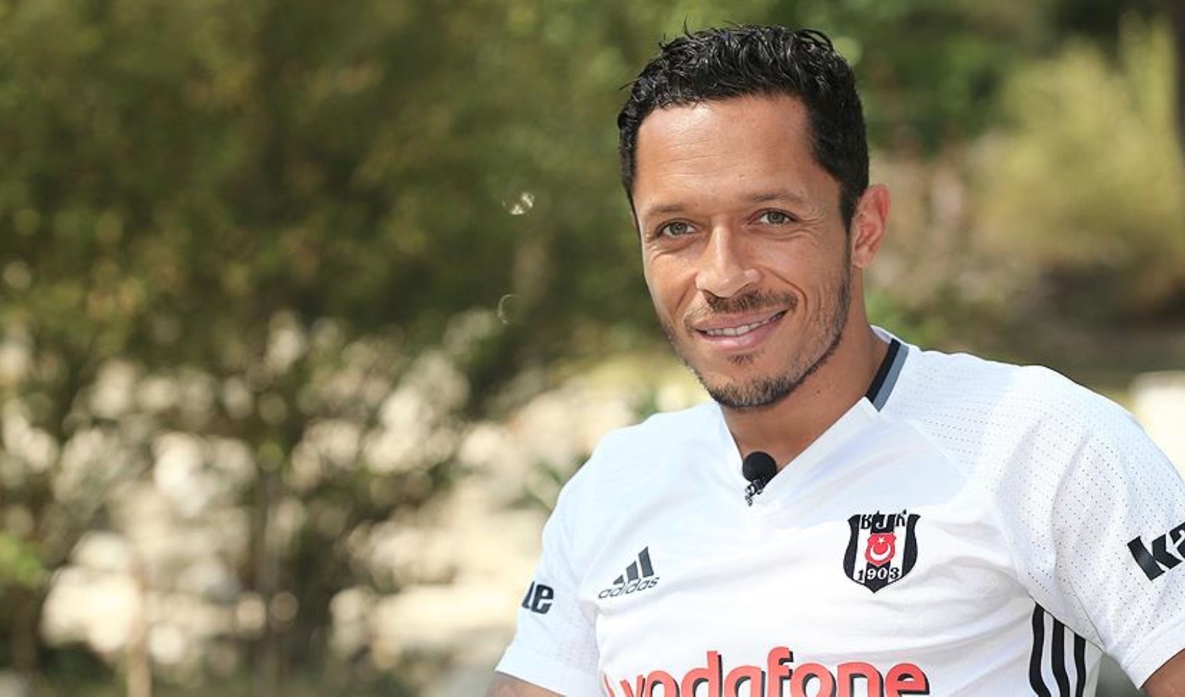 L'ex calciatore del Beşiktaş parla per la prima volta: 