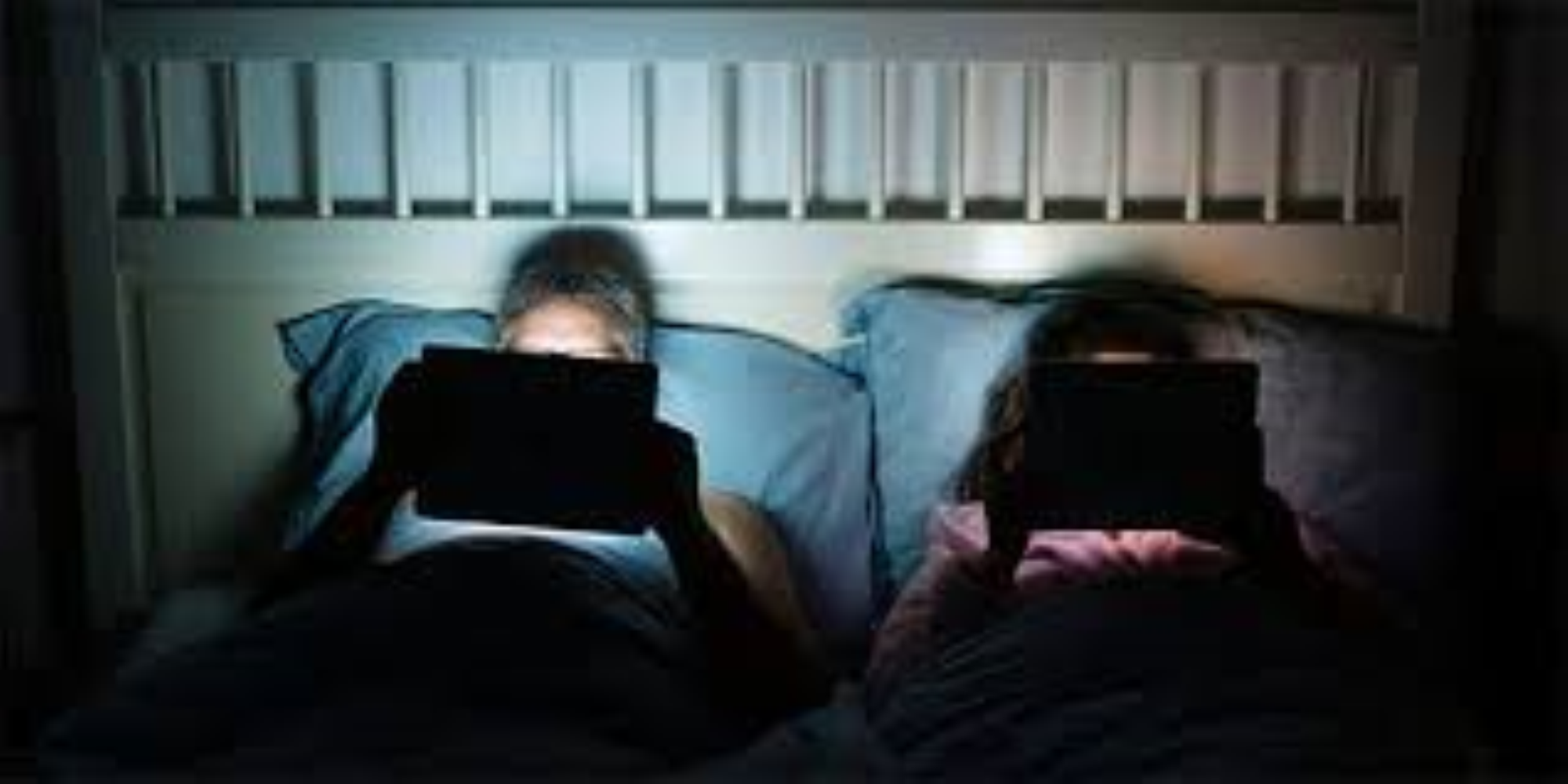 Gli esperti spiegano: 5 cattive abitudini che vi fanno iniziare la giornata senza aver dormito