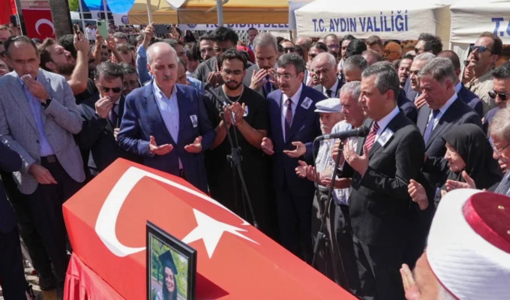 Özgür Özel ile Numan Kurtulmuş, Eygi'nin cenazesinde tartıştı: Benden farklı bir şey mi söyleyecektin?