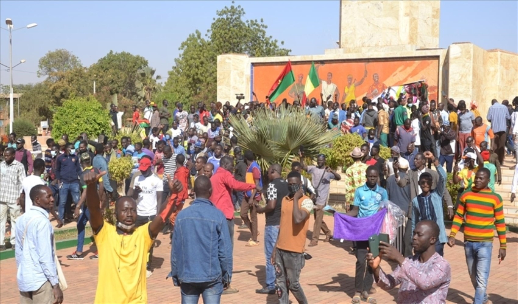 Batı Afrika ülkeleri ortak pasaport sistemine geçebilir: Sahel Devletleri İttifakı duyurdu