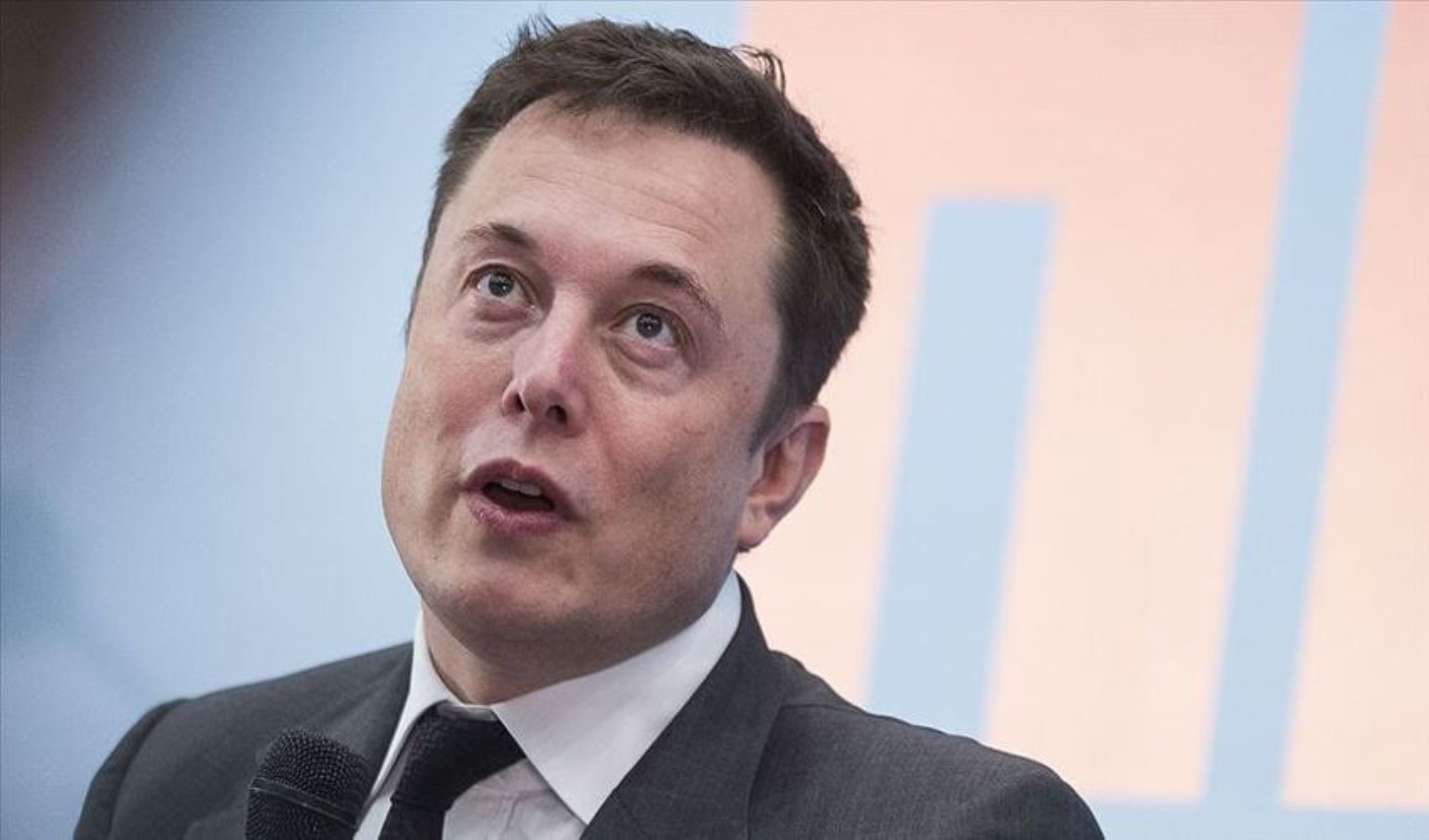 Elon Musk'tan skandal açıklama: 'Kimse Harris'e suikast düzenlemiyor'