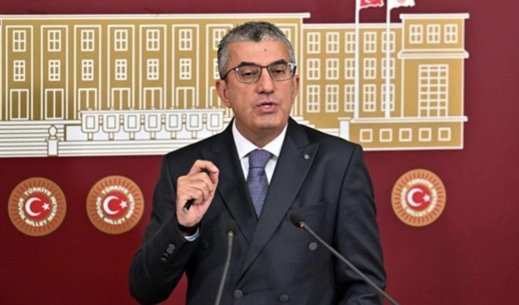 CHP'li Günaydın, AKP'li bankamatik memurunu ifşa etti: Yeni görevini açıkladı