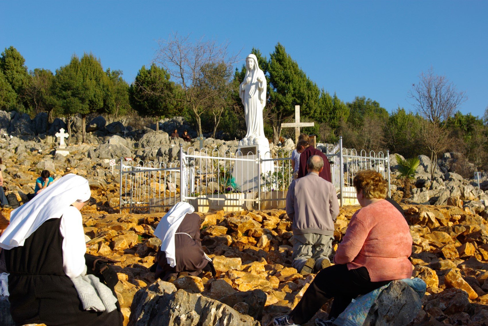 Papalık, Meryem Ana'nın görüldüğü iddia edilen köyde ibadete izin verdi: Her yıl 1.7 milyon kişi gidiyor