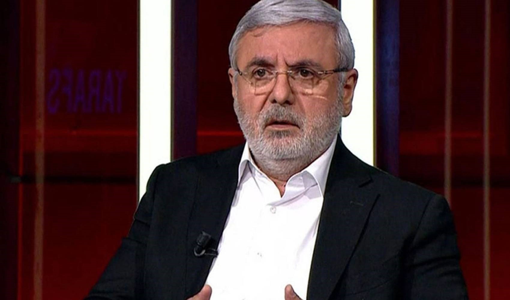 Mehmet Metiner'den Anayasa açıklaması: 'Cumhuriyetin niteliklerini tartışalım'