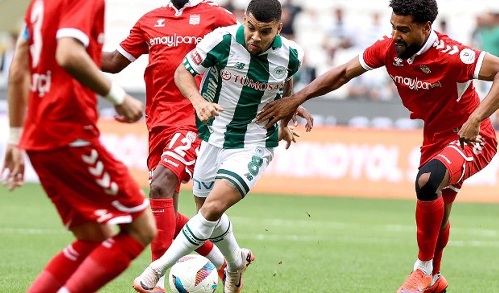 Konyaspor ile Sivasspor beraberlikle yetindi