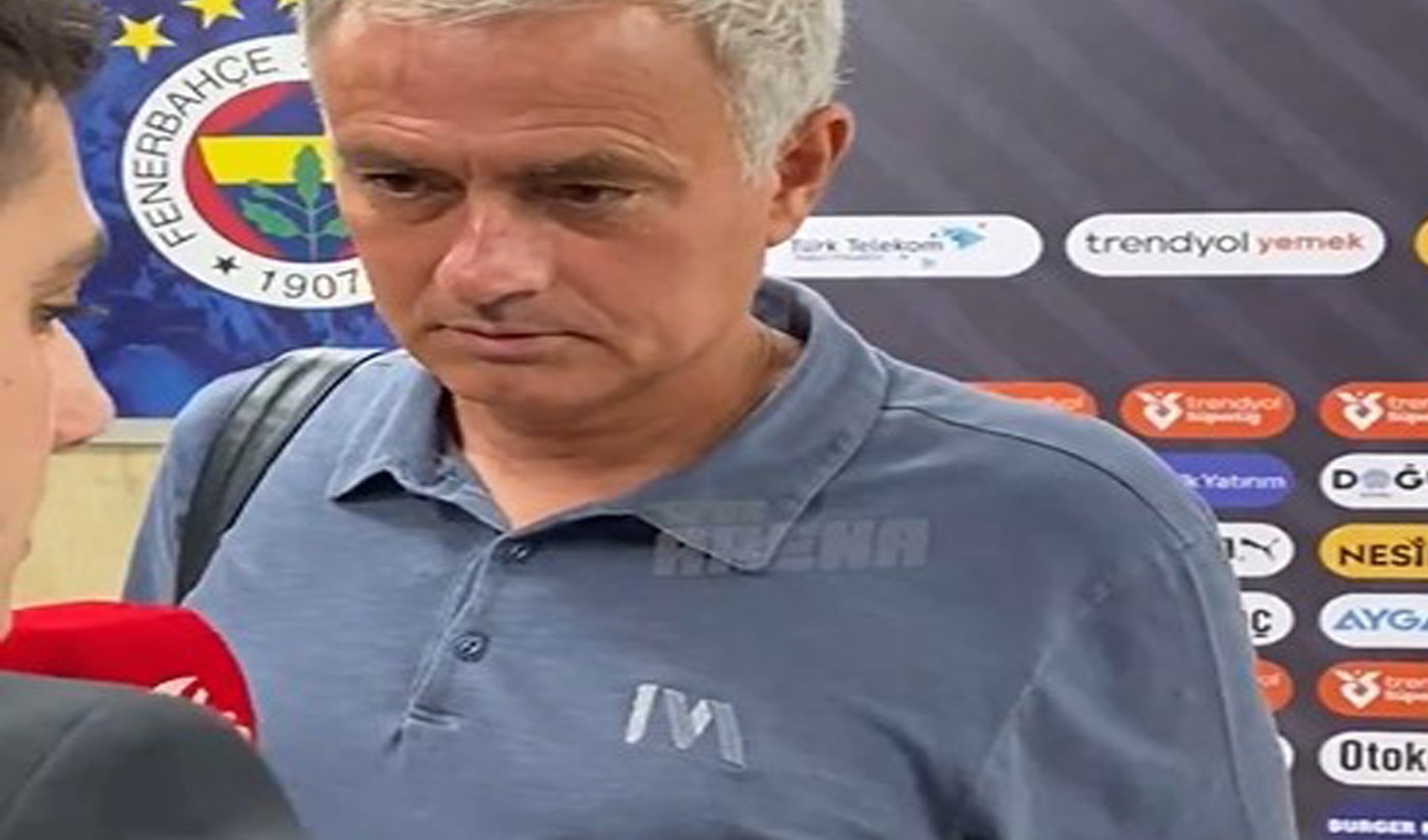 Beyaz TV muhabirinin Mourinho sınavı: Şaka mı yapıyorsun?