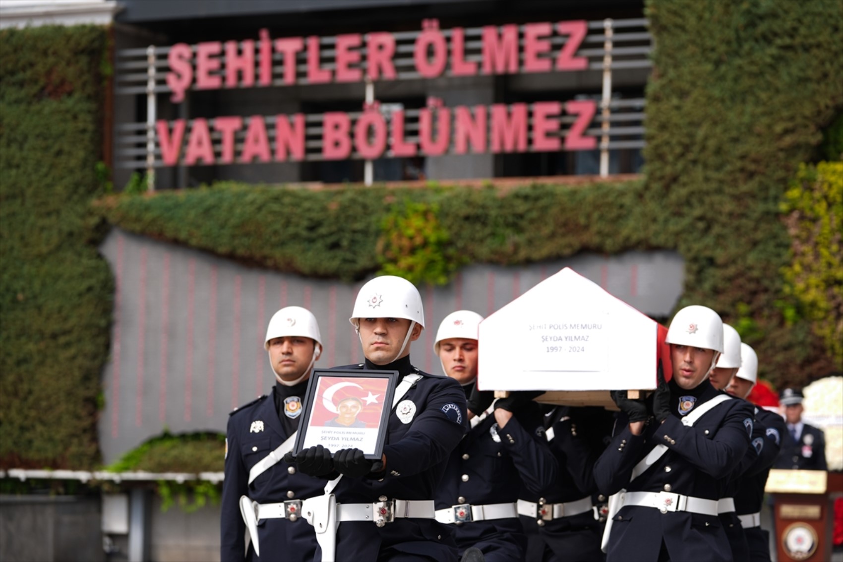 Ümraniye'de şehit olan polis memuru için cenaze töreni düzenlendi