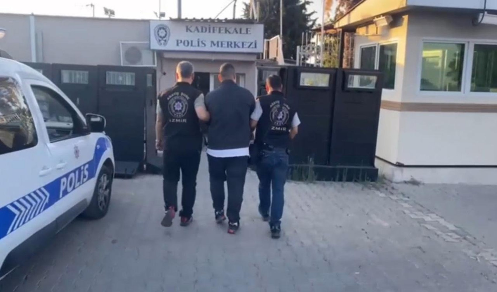 149 sospettati ricercati arrestati a Smirne