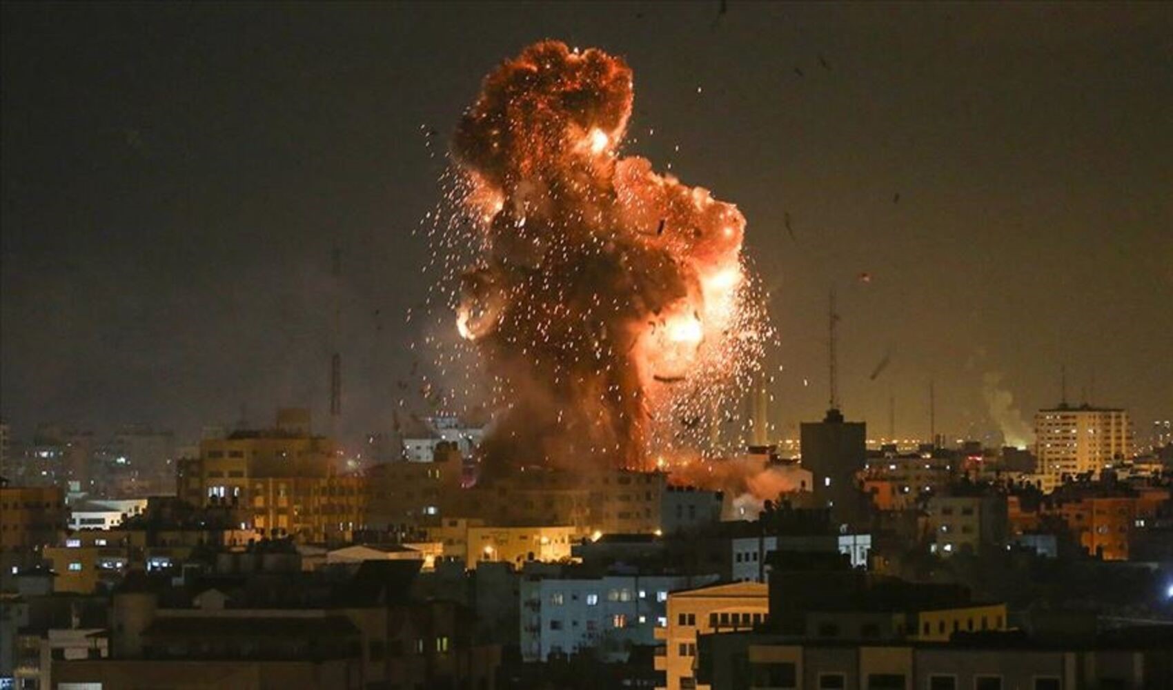 Attacco 'senza precedenti' di Israele al Libano: oltre 150 operazioni in una notte